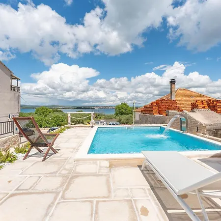 Amazing In Ugrinic * Ugrinici