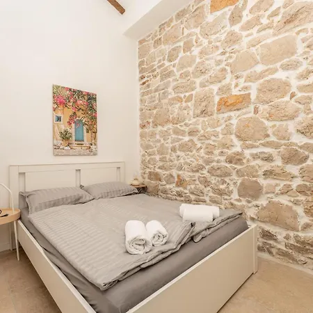 Amazing In Ugrinic בית נופש Ugrinici